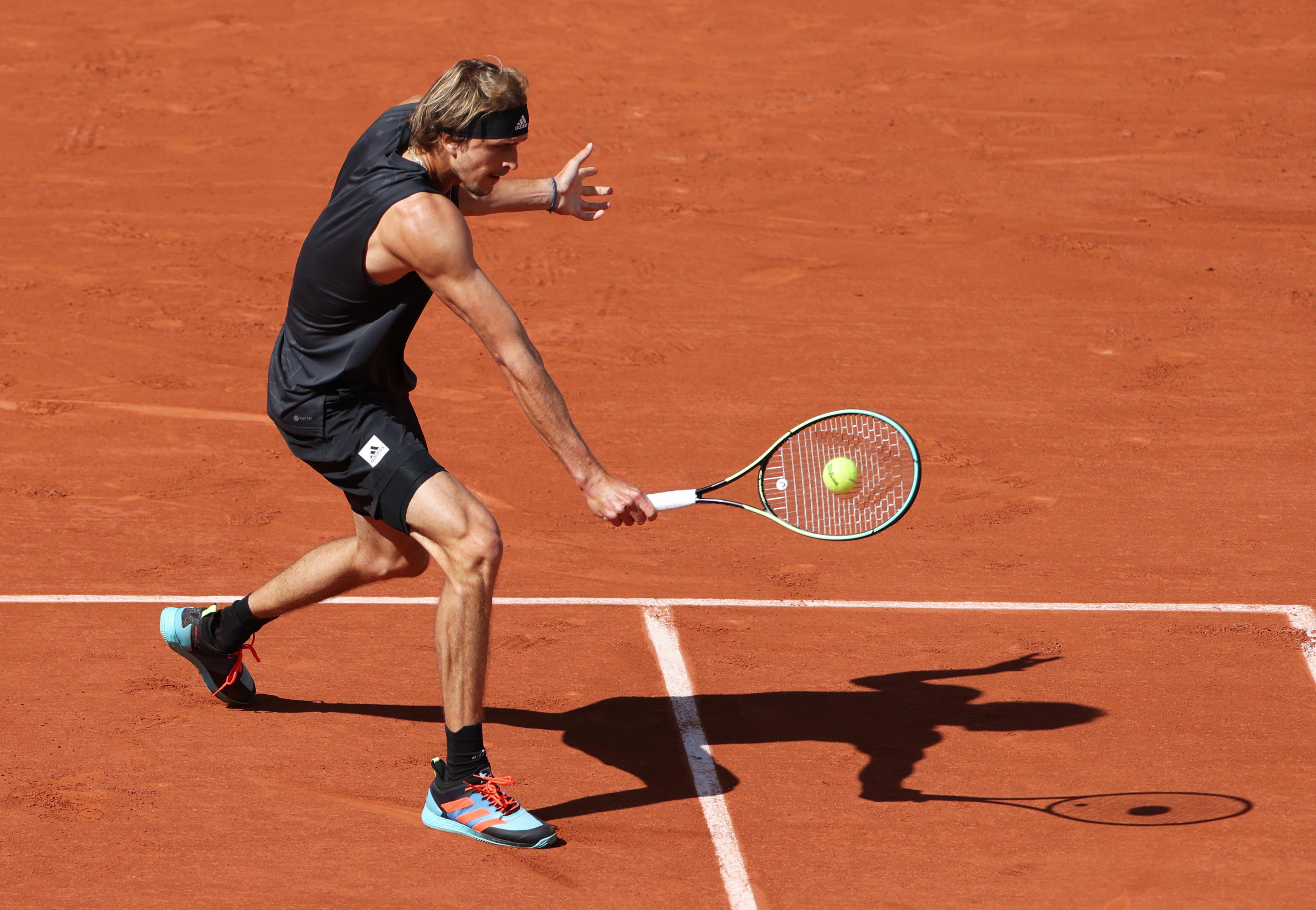 美网逆转法网，兹维列夫高光表现