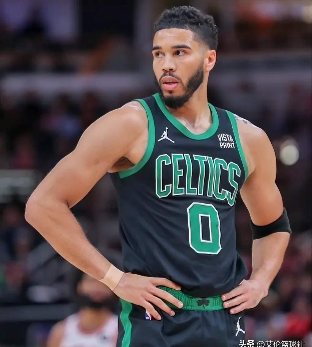 勇士绝杀青岛队，塔图姆扛起全队