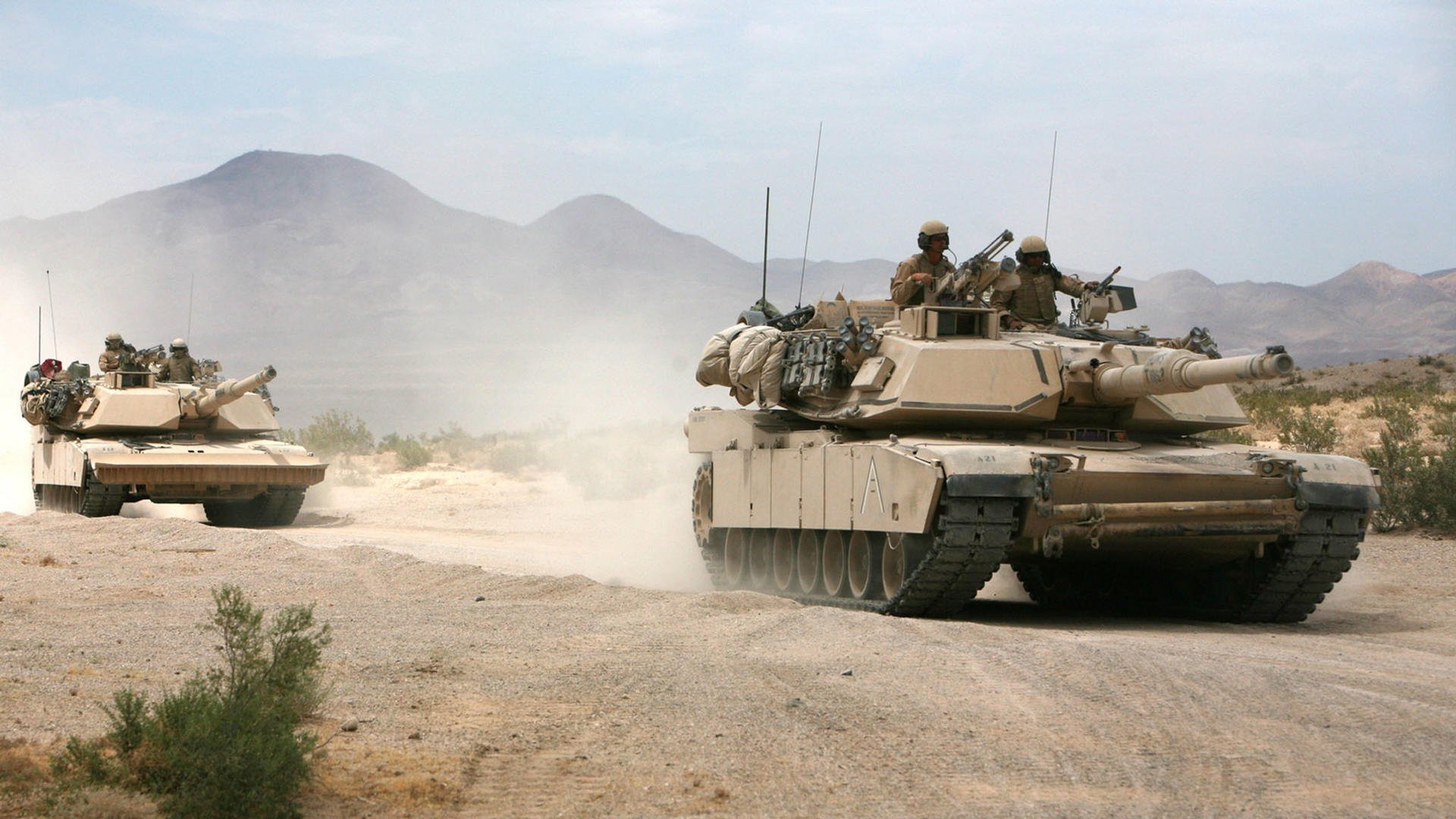 三色闪电,一场虚构欧冠中的阿圭罗封神之战