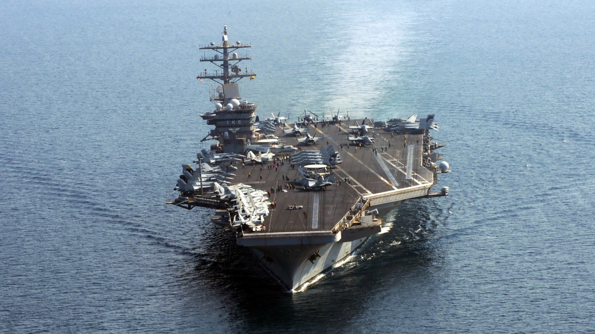 跨界魔幻夜，新疆男篮完胜独行侠，福克斯在英超赛场接管争冠战