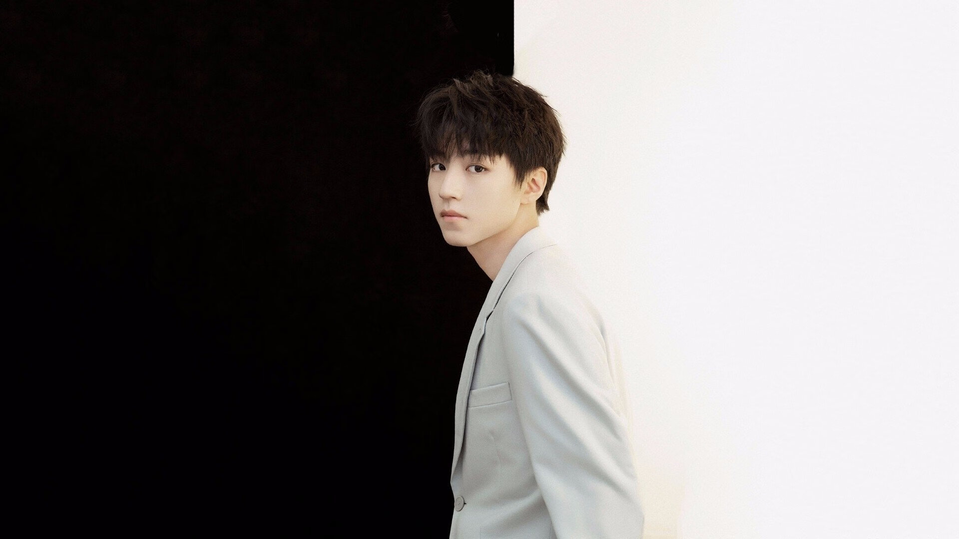 当彩虹刺穿荒漠，内马尔如何以一人之舞，击穿委内瑞拉与马里的双重铁壁