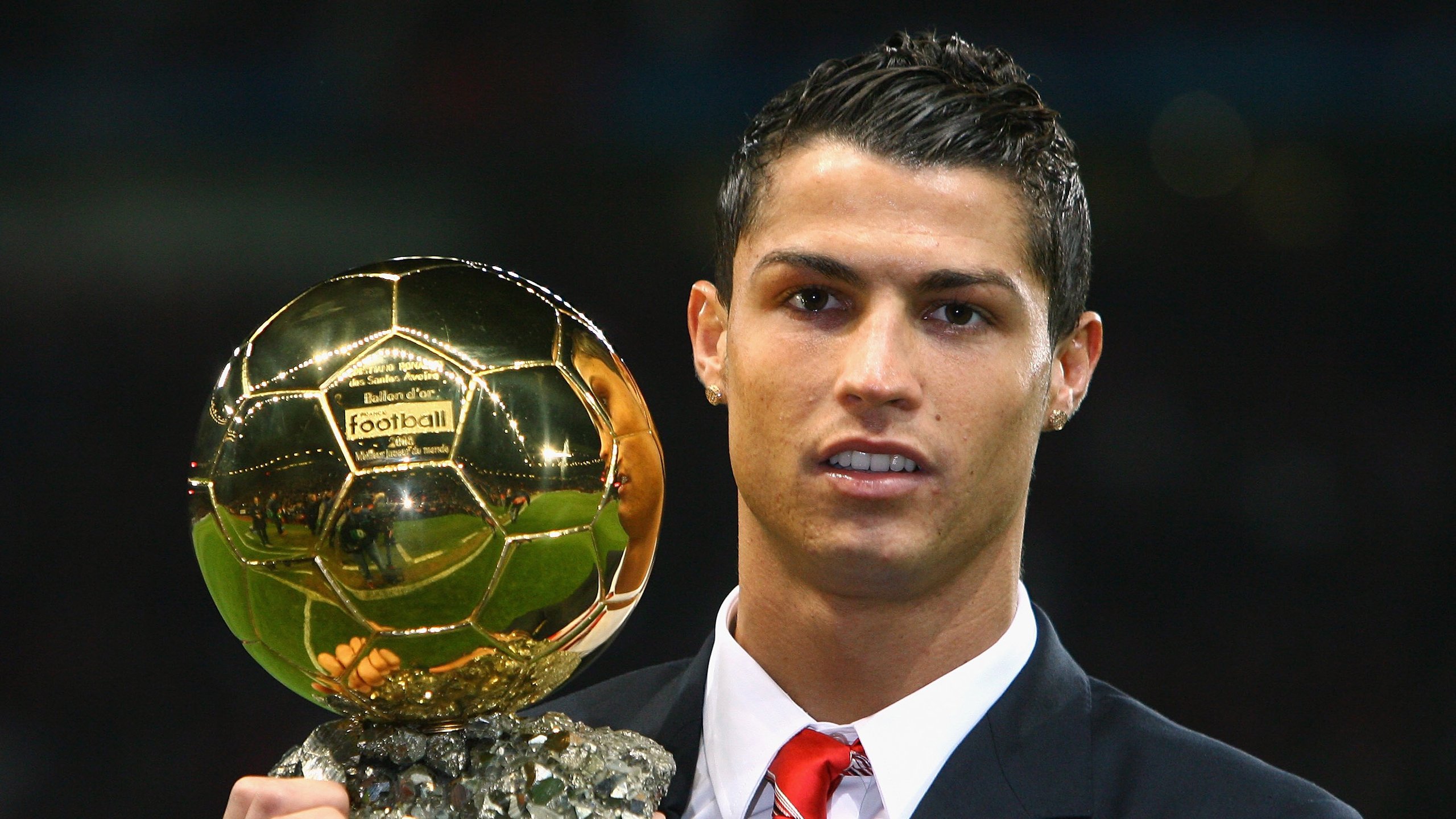 北非飓风席卷法兰西，阿尔及利亚战术压制雷恩，哈弗茨冰与火之歌惊艳四座